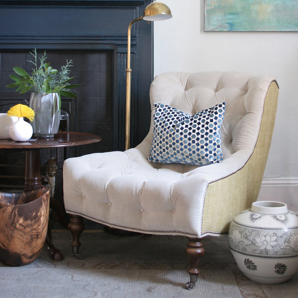 Vignette with Late 19th Century Chinese Porcelain Vase in blue and gray