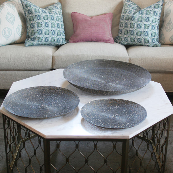  3 Mesh Wire Trays on hexagon table